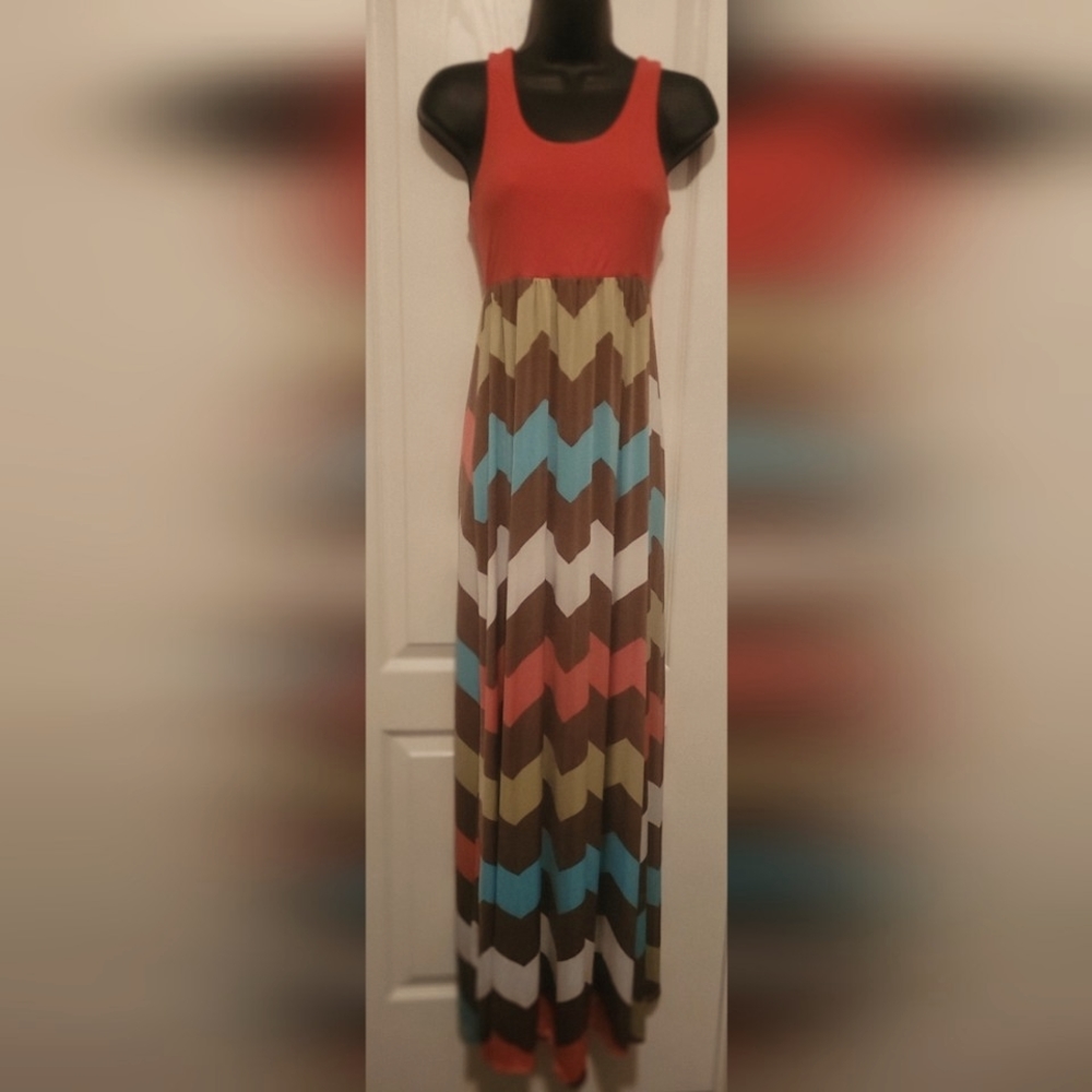 NWT Kate multi-colored chevron maxi dress  Size small